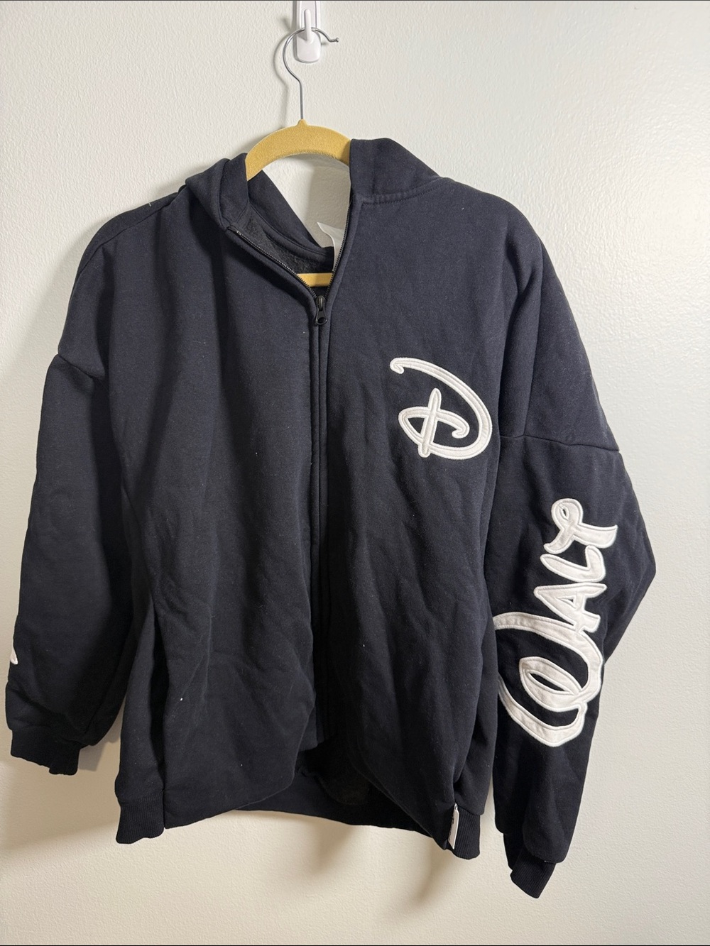 Women’s Disney World Black Zip-Up Hoodie with White Script Logo Size Large